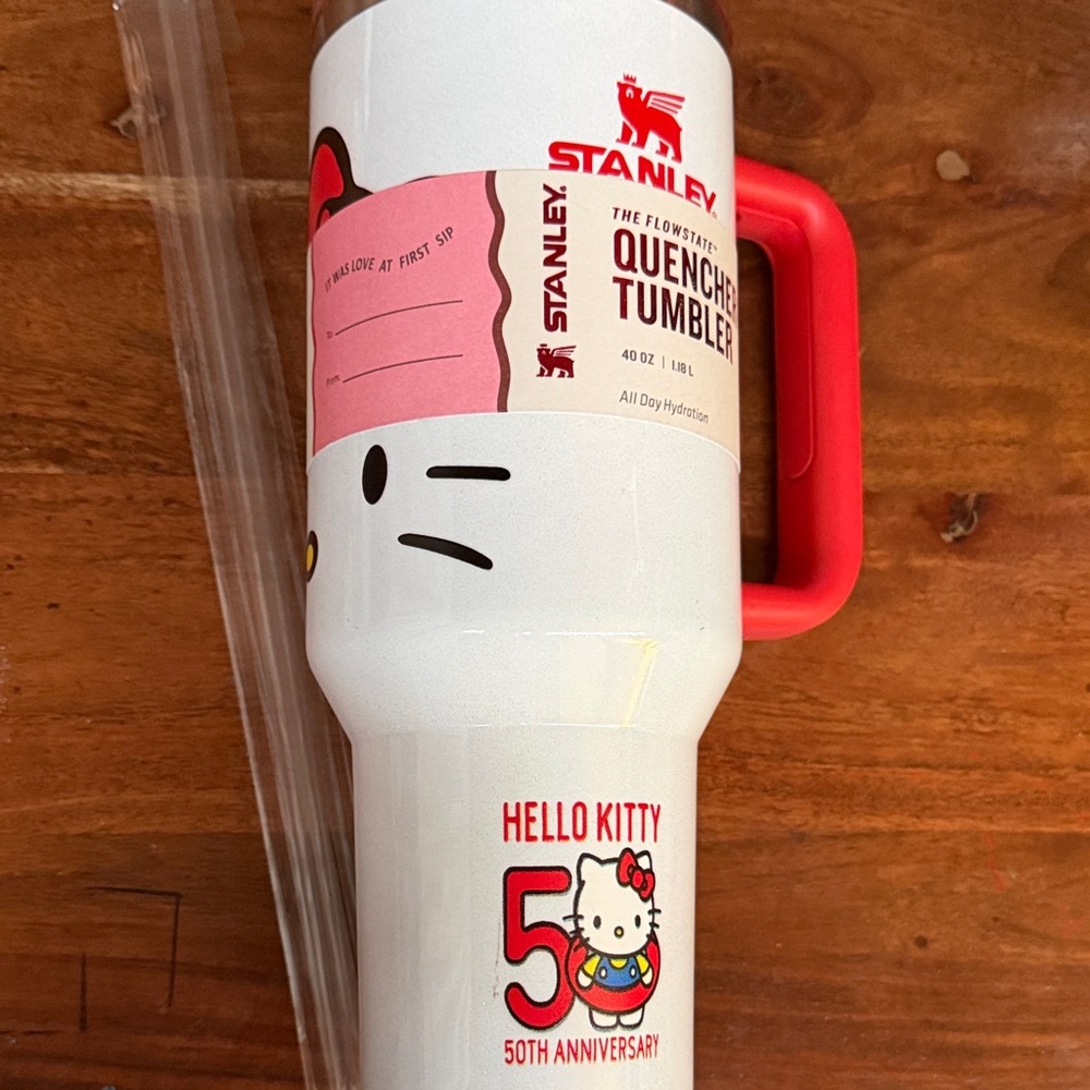 Stanley White & Red Hello Kitty 50th Anniversary Quencher H2.0 Tumbler